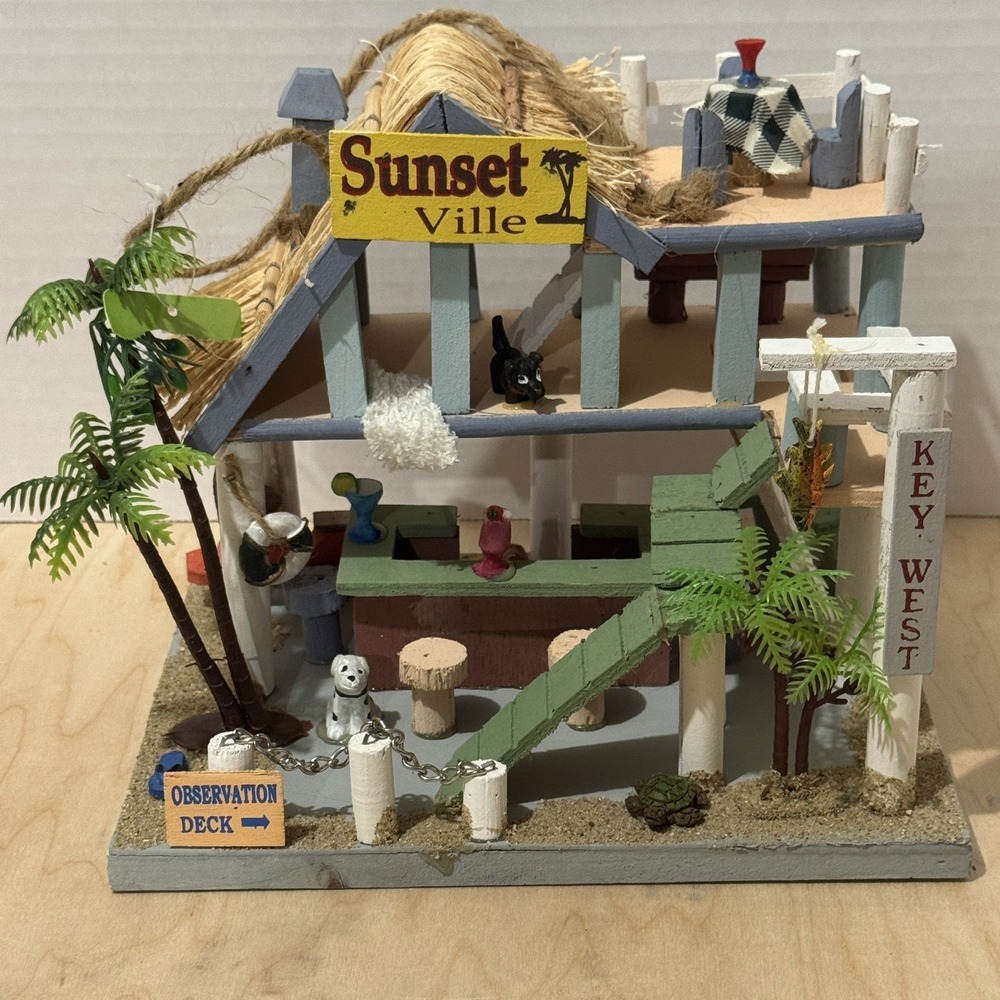 Wooden Key West Beach Bungalow Bar Decorative Bird House 8.5x6.5x7.5”
